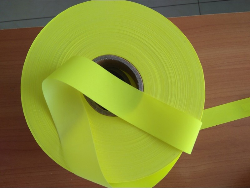 Reflective tape for clothes yellow color 25 mm/100 m FABRAVA